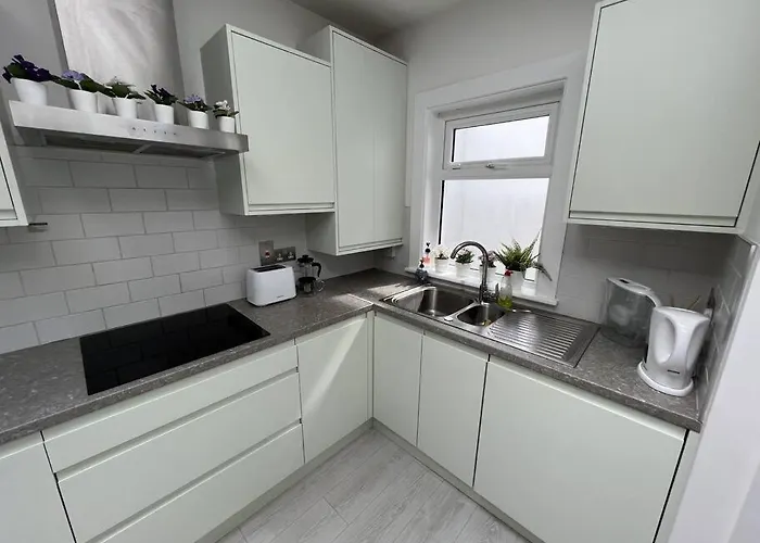 Апартаменты The Trinity College Townhouse *